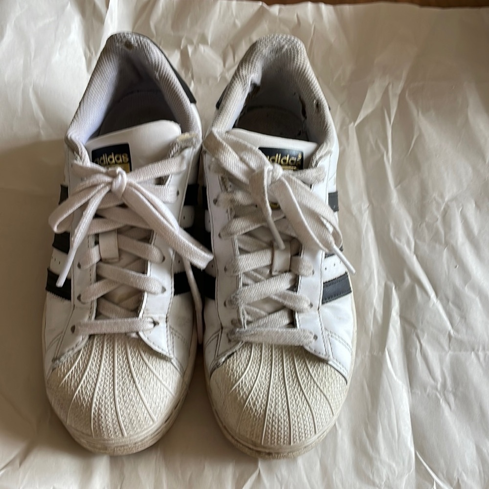 Adidas superstars women size 6 (fits 6.5)